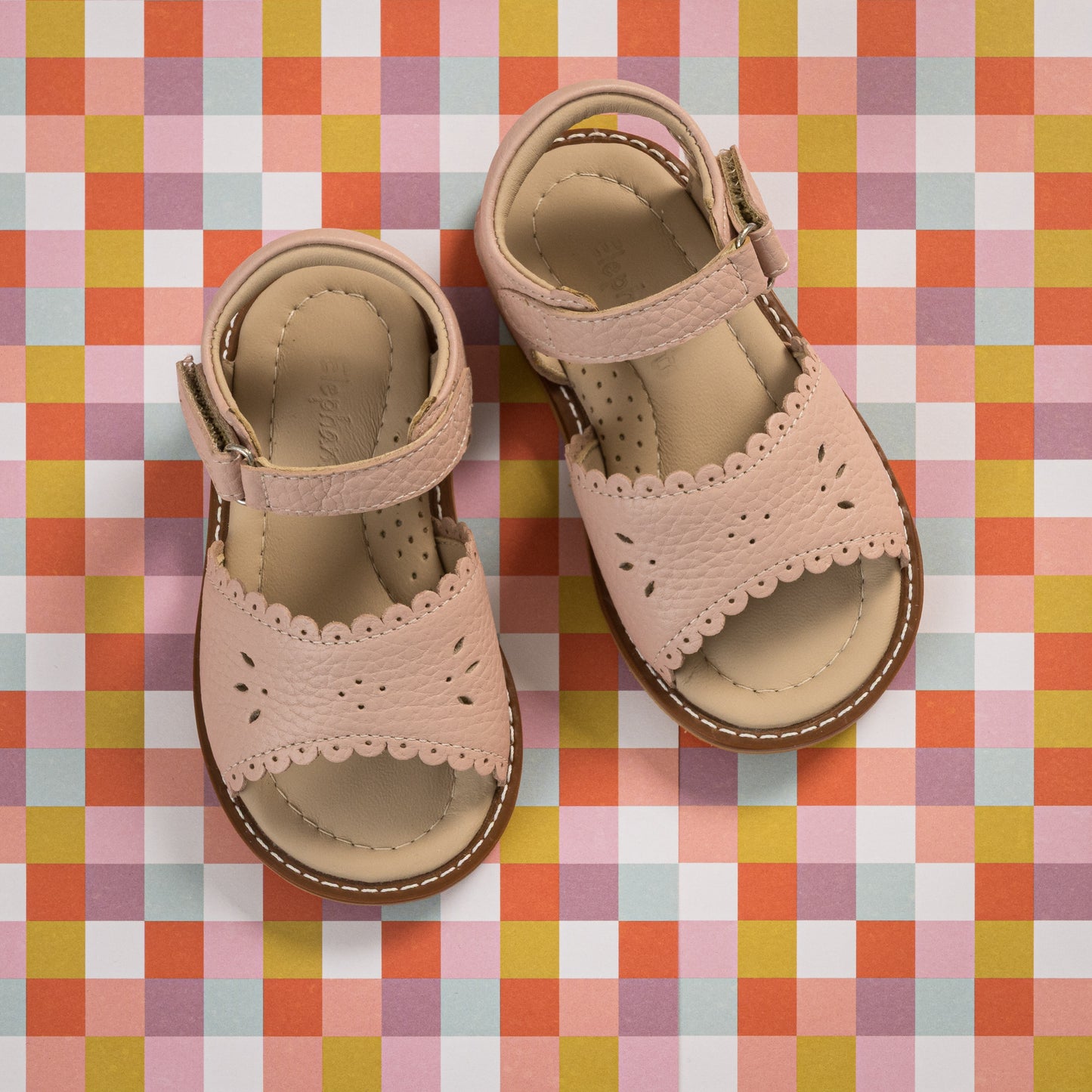 Classic Sandal with Scallop Toddlers Pink