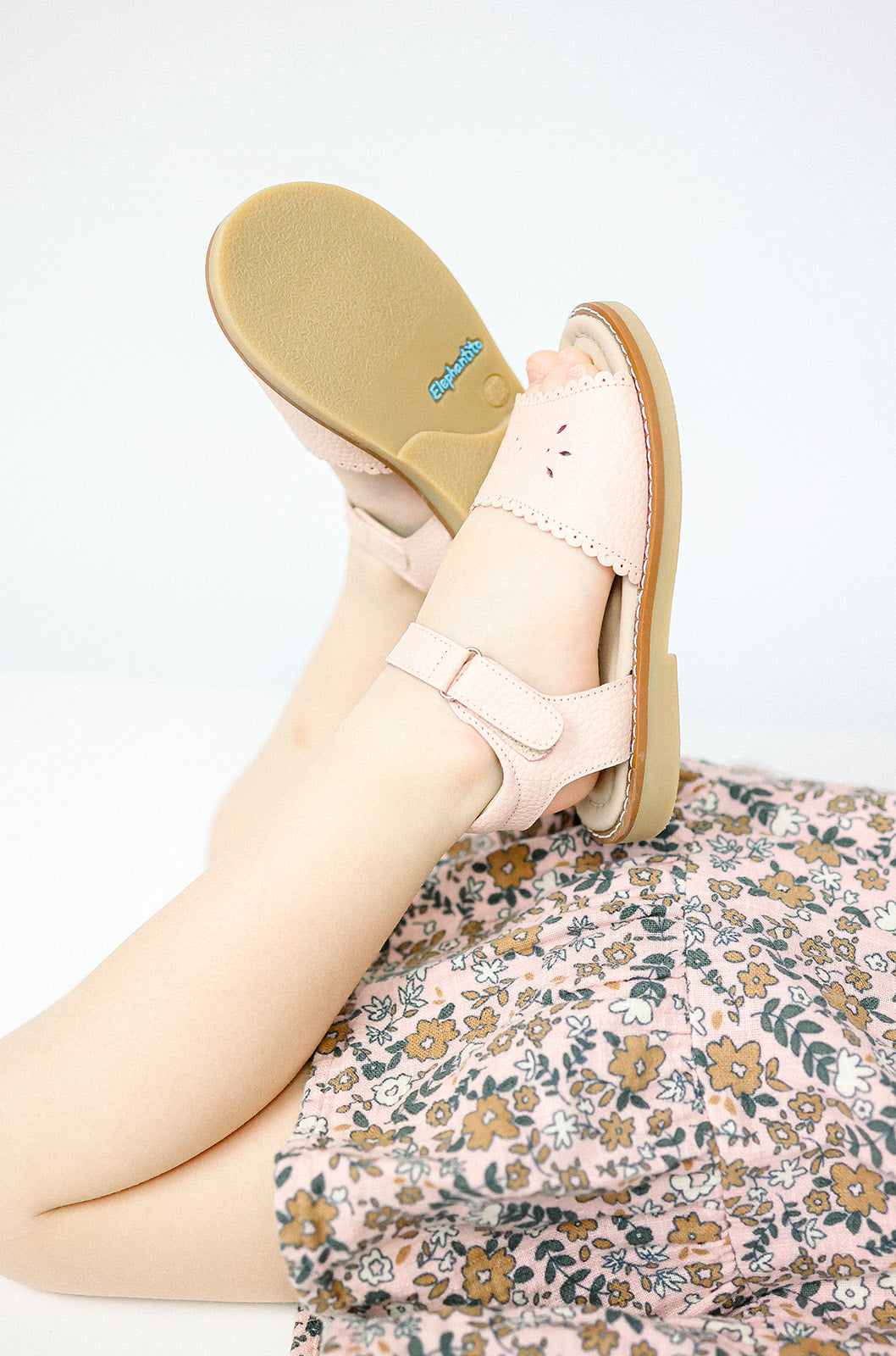 Scalloped peep toe orders flats